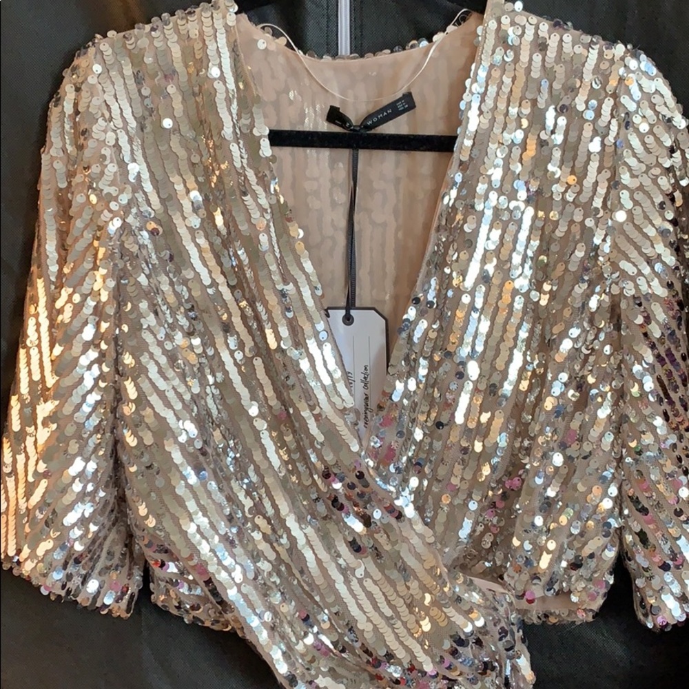 ❄️✨Zara sequin wrap mini JK NEW ✨❄️ price firm